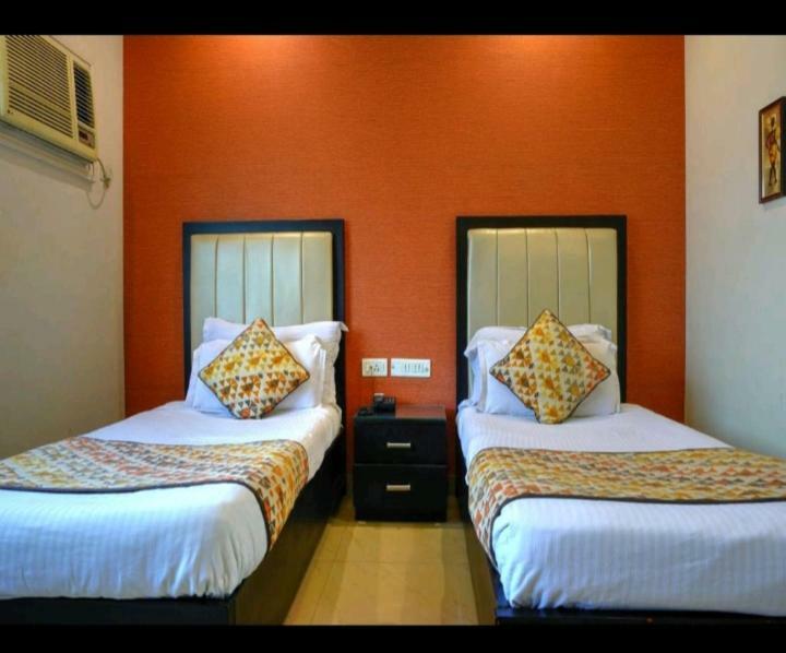 Hotel Deviram Palace Agra  Zewnętrze zdjęcie