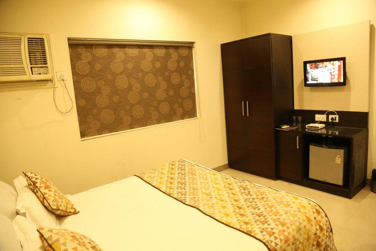 Hotel Deviram Palace Agra  Zewnętrze zdjęcie